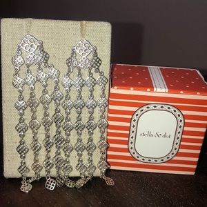 Stella & Dot Devon Chandelier Earrings